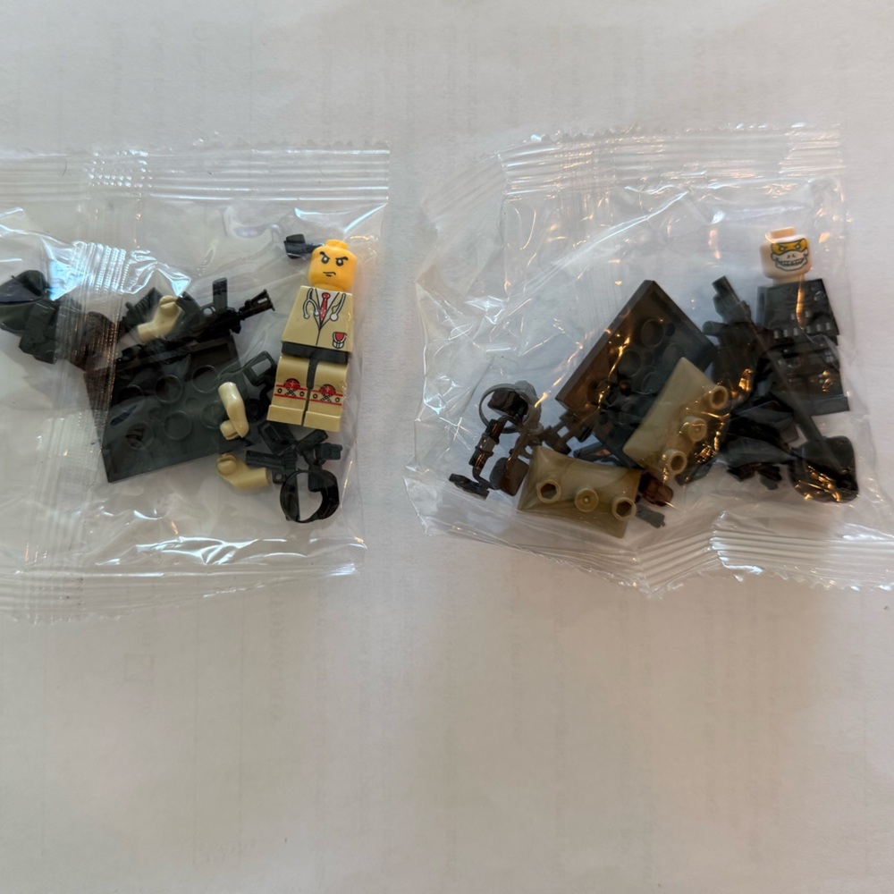 LEGO combat medic and soldier two pack